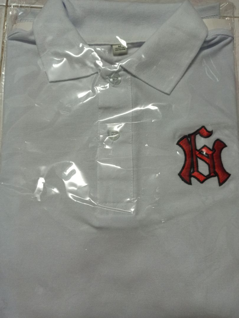 Áo rất ok. Mình nhận được áo r nha shop, kiểu áo màu sắc và size đúng như giới thiệu
Chất lượng vải dày không bị xù lông, các đường chỉ thêu logo rõ ràng sắc nét như hình
Gói hàng cẩn thận giao hàng nhanh, kèm theo lời nhắn rất dễ thương từ shop
Chăm sóc khách hàng chu đáo. Nói chung mình rất hài lòng, mặc áo body ôm cơ thể 10/10
Chúc shop ngày càng phát triển.