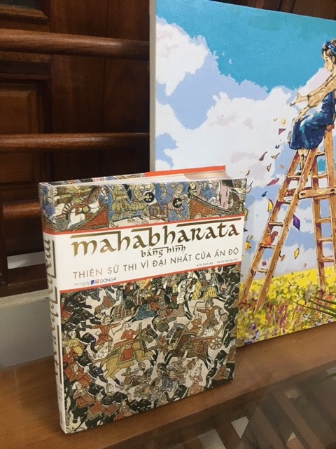 Tôi rất hài lòng về tác phẩm Mahabharata Bằng Hình này
Thứ nhất về nội dung: bản dịch có nội dung khá hay, có nhiều hình minh họa đẹp
Thứ hai về giá cả: Tôi mua vào ngày 12/12 đúng ngày giảm giá sâu và có mã khuyến mãi
Thứ ba về sự tận tình: Mặt dù trời tối đã quá 6 giờ. Nhưng Tiki vẫn cố gắng giao đúng hẹn khi tôi trao đổi với bộ phận tư vấn