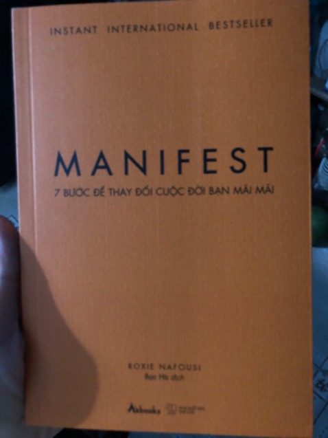 Cẩm nang cho ng bắt đầu tìm hiểu về manifest nhé, mình tìm hiểu manifest 2 năm r nhưng vẫn mua về đọc thử xem sao, nội dung theo mình thấy đc làm rõ trong sách cách mnf :)) bạn nào muốn tìm hiểu thì có thể mua. đóng gói kỹ càng, không bị gì, giao nhanh