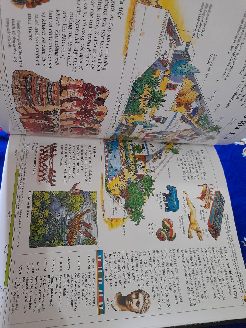 Sách đẹp, giấy xịn. Nội dung bên trong là 1 kho tàng kiến thức khổng lồ, có kèm theo hình ảnh nên khi đọc sẽ rất dễ vào, phù hợp với trẻ nhỏ. Đóng gói ko có chống sốc nên hơi lo do sách to và nặng nhưng may mà ko sao.