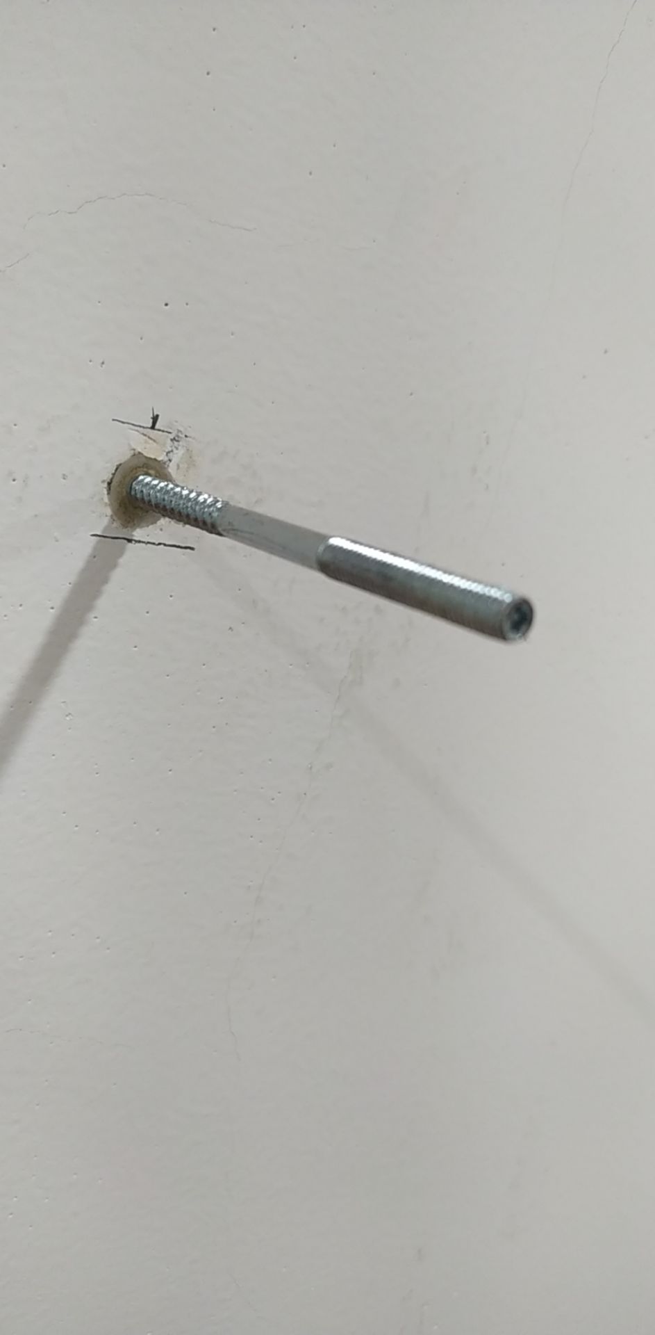 Chuyên nghiệp từ cách đóng gói, ghi chú hàng dễ vợ, vận chuyển nhanh đúng hẹn, hướng dẫn cực kì chi tiết dễ hiểu, có thể tự thi công với người ít kinh nghiệm (cả bản giấy kẹp sẵn và video, cả ***/ *** hướng dẫn)
Kệ treo thẩm mỹ & rất chắc chắn!
Duy chỉ công đoạn kẹp me khoan để khoan vít vào tắc kê là khó nhất (dùng kìm sẽ rất vất vả)
Nên hướng dẫn thêm chi tiết chỗ này.
Nếu có thêm chất liệu gỗ cao su thì tốt :)
Giá cả khá hợp lý
Đánh giá 5 sao