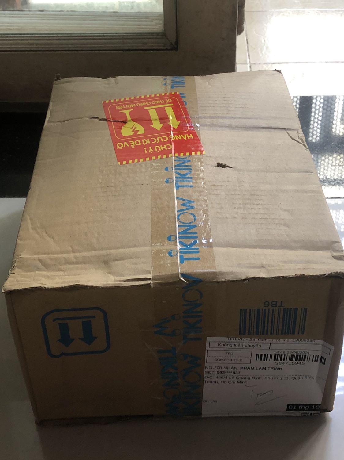 Shop đóng gói kĩ, dịch nên giao hơi lâu, thùng nước mắm đủ 6 chai và không bị đổ vỡ, date xa và mới, chưa dùng thử nên chưa biết vị ra sao