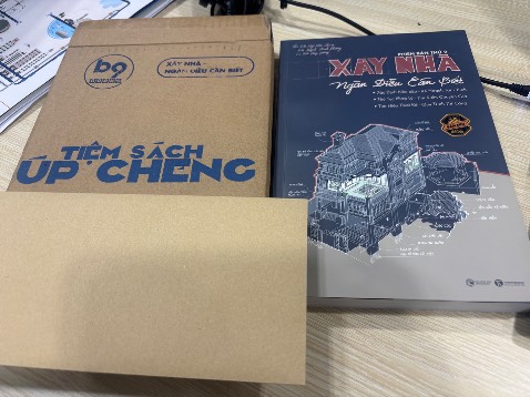 Đóng gói rất cẩn thận, sách in đẹp. Tôi rất hài lòng.