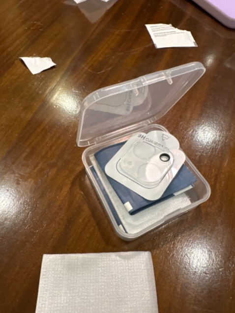 Giao sai hàng, mình mua 14 Pro mà giao gì đó mình k biết luôn