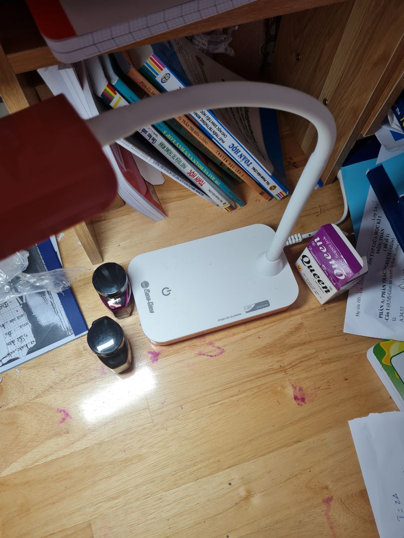 Chuẩn Rạng Đông. Sản phẩm nhận hơi  xước.