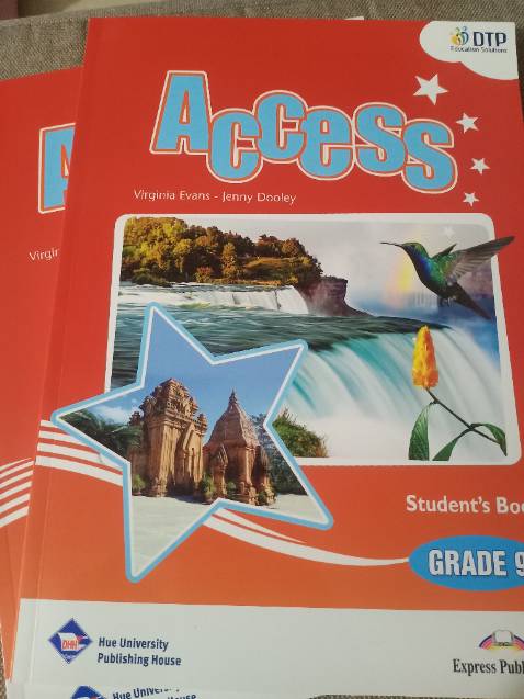 Sách mới đẹp không bị quăn góc hay hư hỏng gì cả. Sách mới đẹp không bị quăn góc hay hư hỏng gì cả.