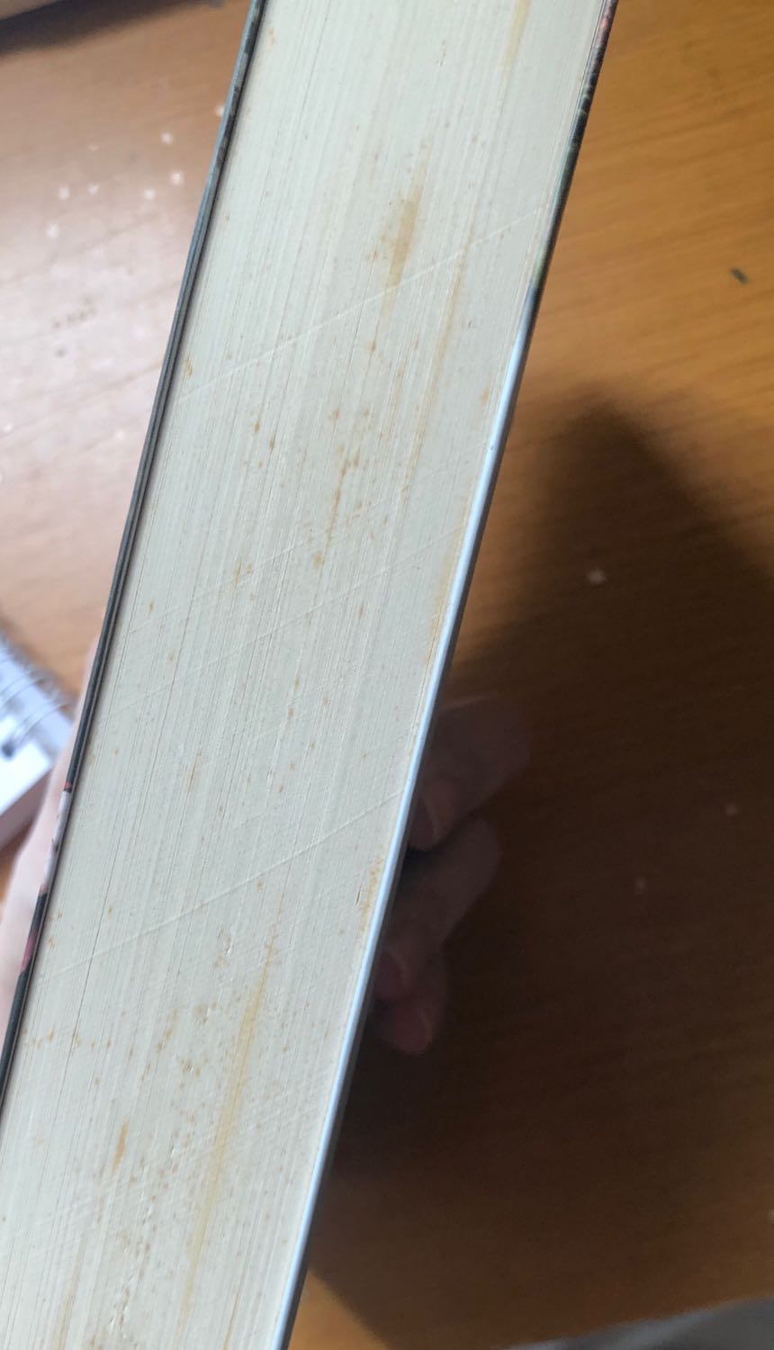 giấy sách ố vàng rất cũ...