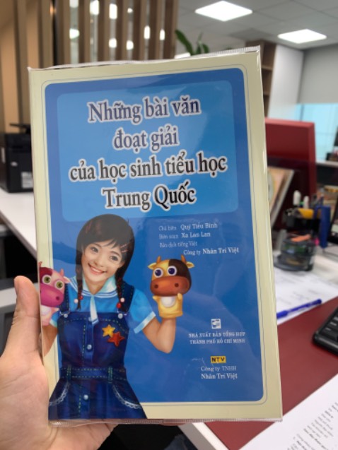 Bao gói cẩn thận, giấy in đẹp, sắc nét