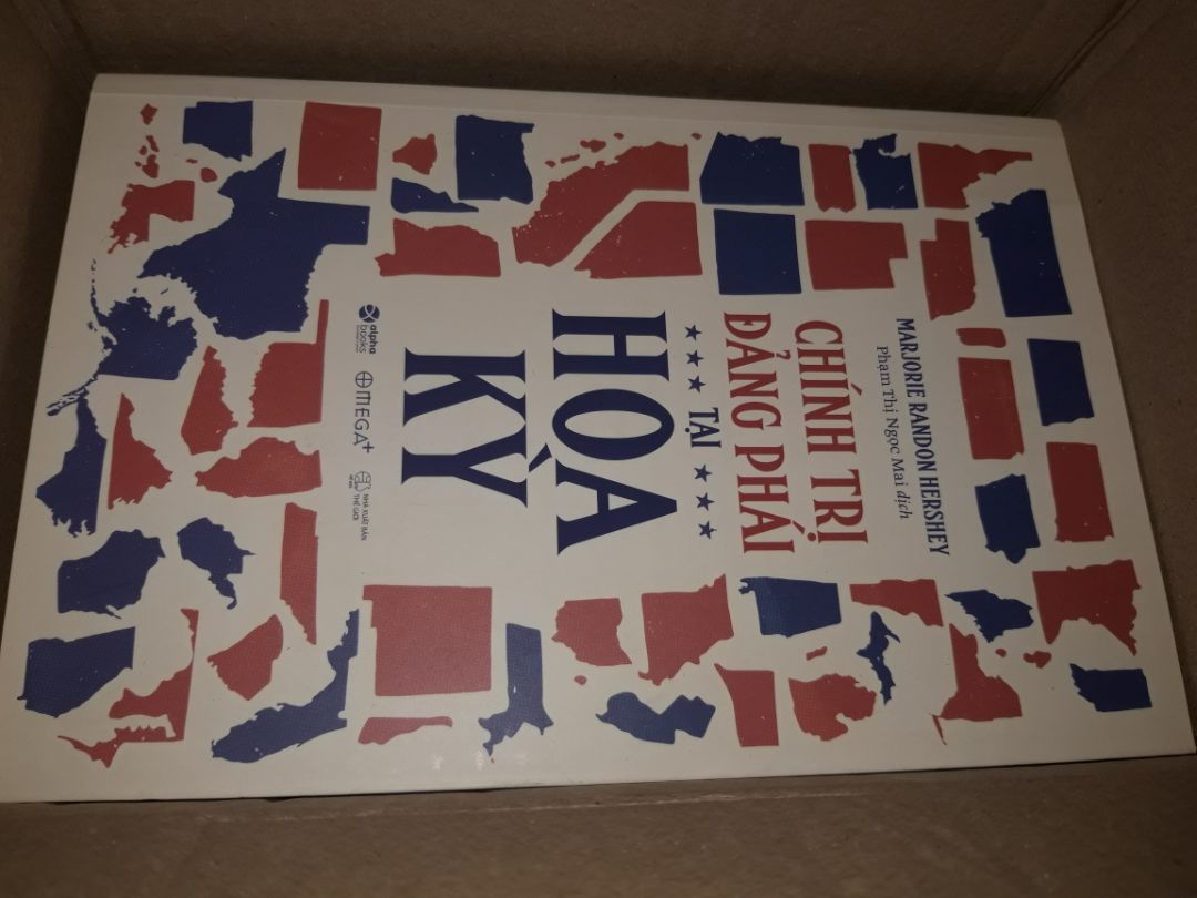 thích hợp cho các bạn thích nghiên cứu và tìm hiểu về chính trị nước Mỹ, các vấn đề liên quan, các yếu tố ảnh hưởng bầu cử và quá trình bầu cử từ cấp quốc gia đến cấp tiểu bang, thành phố.