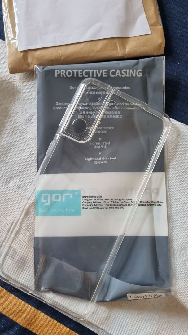 Tiki giao rất nhanh. Dự kiến 16.4 mà 13.4 đã nhận rùi. Ốp đẹp như hình. Mềm dẻo, vừa vặn với máy. Lúc nhận trắng tinh trong veo, k bik xài có mau bị ngã vàng k nữa. Có lẽ sẽ mua thêm vài cái để dành ^^