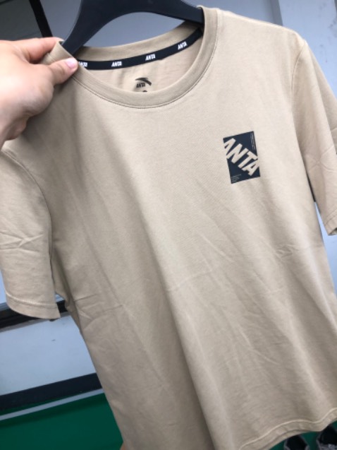 Giao nhanh, đóng cẩn thận. Form đẹp chất ok, mua 2 giảm 15% nên múc luôn hai bộ. Đáng tiền nhé