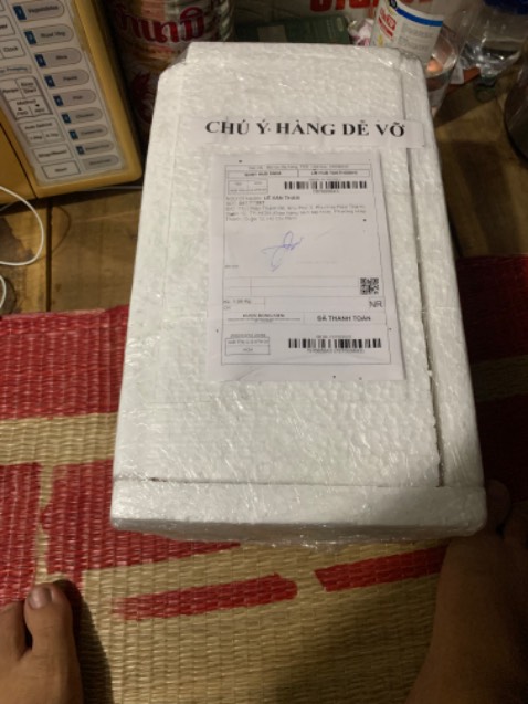 Bình đẹp, Shop gói hàng rất cẩn thận, thật sự hài lòng.