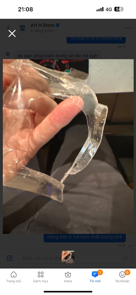 Hàng rất kém chất lượng ko đúng với mô tả, keo thì lỏng lẻo thật sự rất thất vọng, dán vô tự bung ra ko cố định, nhắn tin vs shop thì bị bơ ko phản hồi, những ai dự định mua thì né ra nhé @@