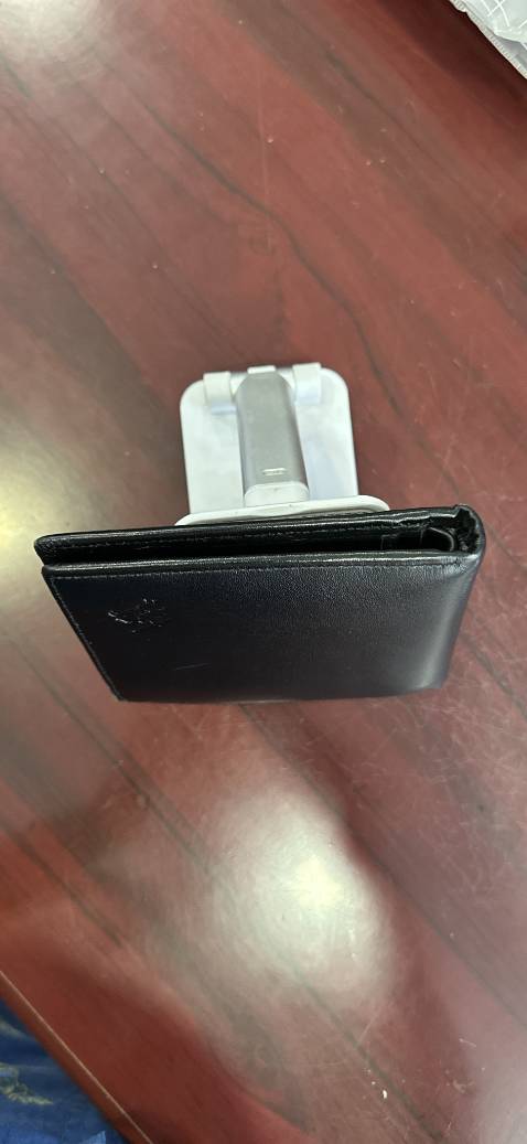 Hàng bán với cam kết bảo hành 10 năm, nhưng dùng được hai tháng thì lỗi, nhưng đã đc bảo hành theo yêu cầu đổi trả, đánh giá thái độ bán hàng tốt