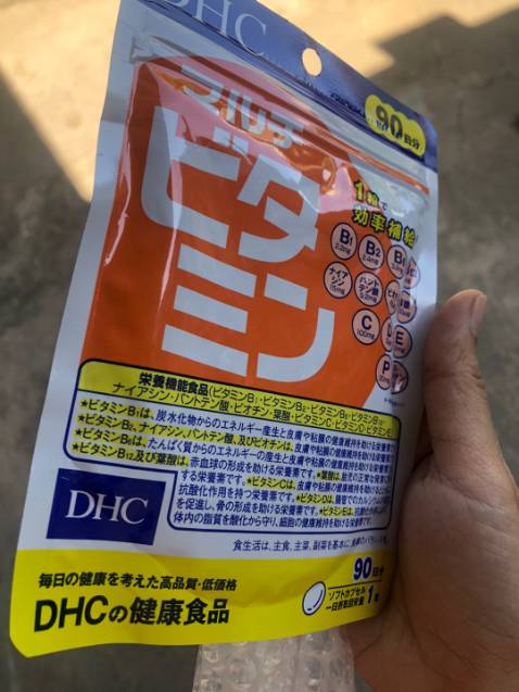 Giao hàng nhanh, hàng chính hãng, có phụ đề tiếng việt. Lần đầu mua hàng của shop. Chưa uống nên kb chất lượng thế nào nha nhưng dùng kẽm của hãng này okie lắm