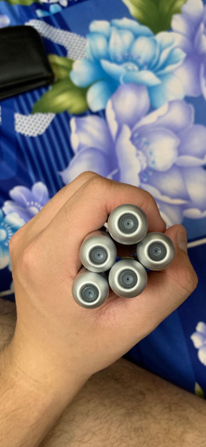 Nhỏ gọn,sang trọng,đúng như hình trên shop đăng
Nhưg phải dùng tg xem có bị bốc hơi ko r đánh giá lại