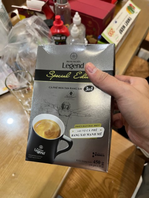 Bề ngoài thì đúng như mô tả. Nguyên seal nhé mọi người. Còn chưa xài thử.