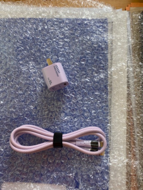 Hàng mới nguyên kiện, sạc nhanh, shop uy tín