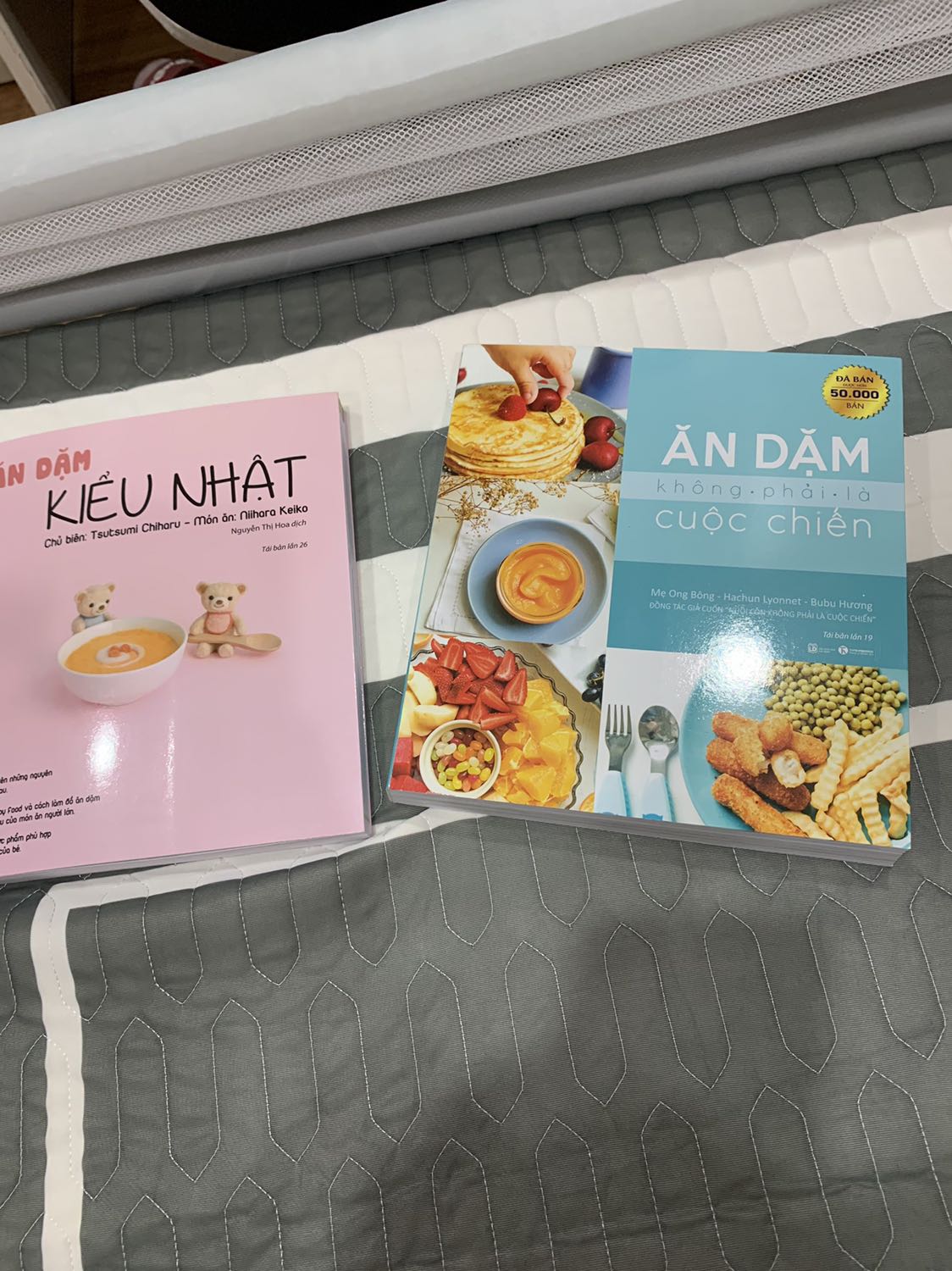 Sách giao nhanh lắm, nói chung chất lượng sách bên Tiki vẫn ok nhất Sách giao nhanh lắm, nói chung chất lượng sách bên Tiki vẫn ok nhất