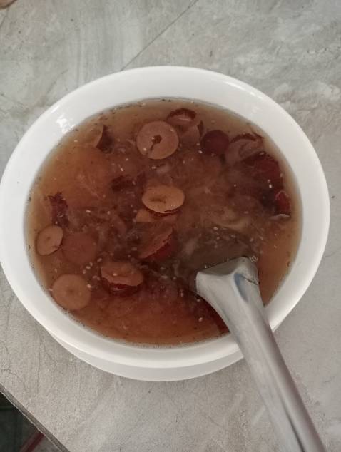 Máy tiện lợi có vừa dùng thái lát rau củ vừa để xay hành tỏi, tiện mà nhỏ gọn. Shop giao hàng nhanh