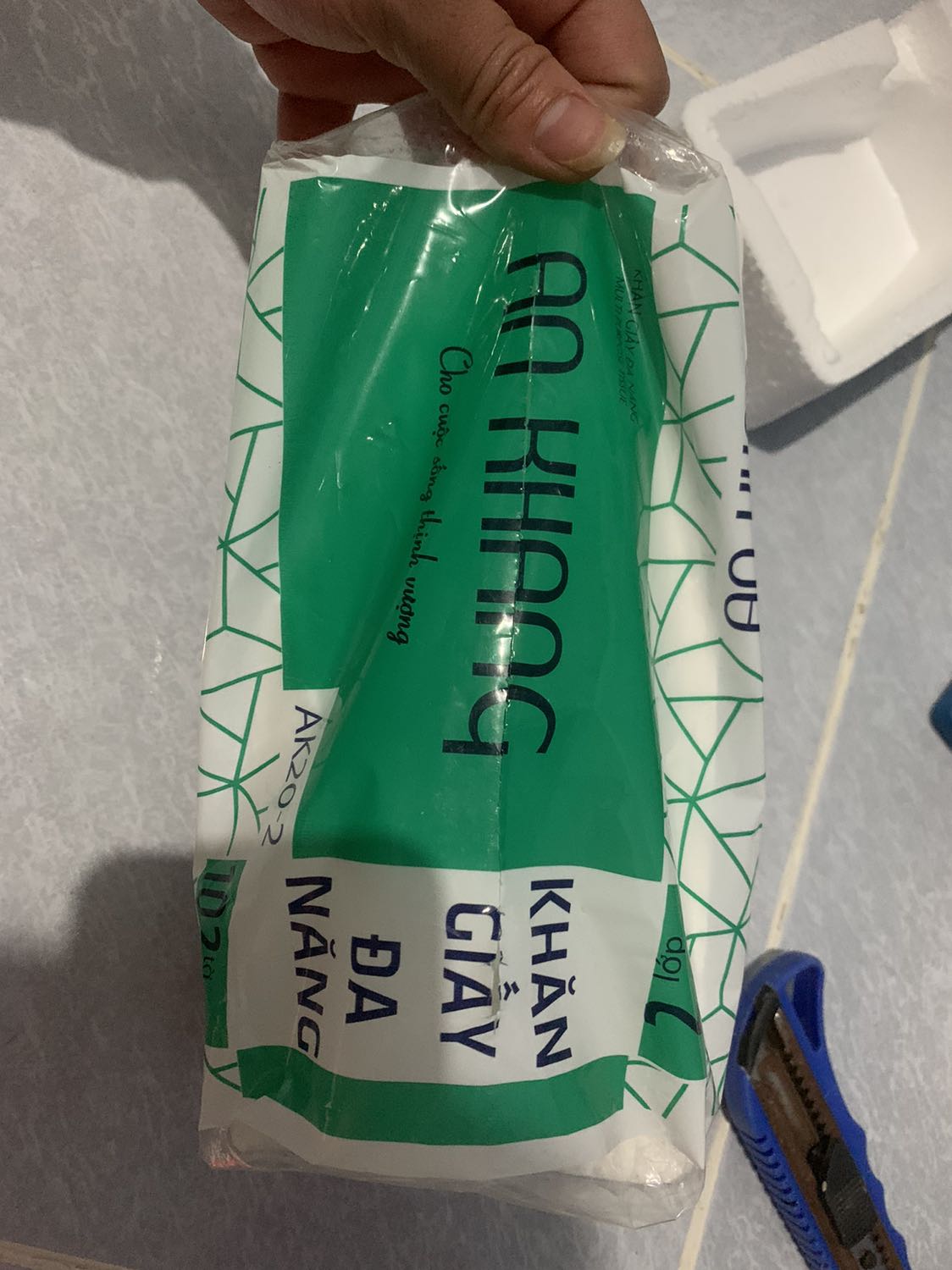 Sản phẩm giá rẻ, dùng cũng khá tốt, tiết kiệm được lại còn đc dùng giấy tốt