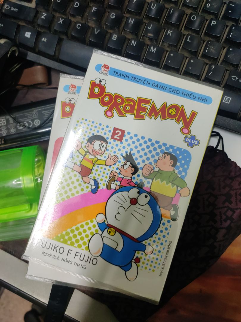 Cháu mình đọc rất thích, Doraemon đúng là ko phân biệt tuổi tác. giờ lớn rồi đọc vẫn hay, bọc kĩ nhìn đẹp.