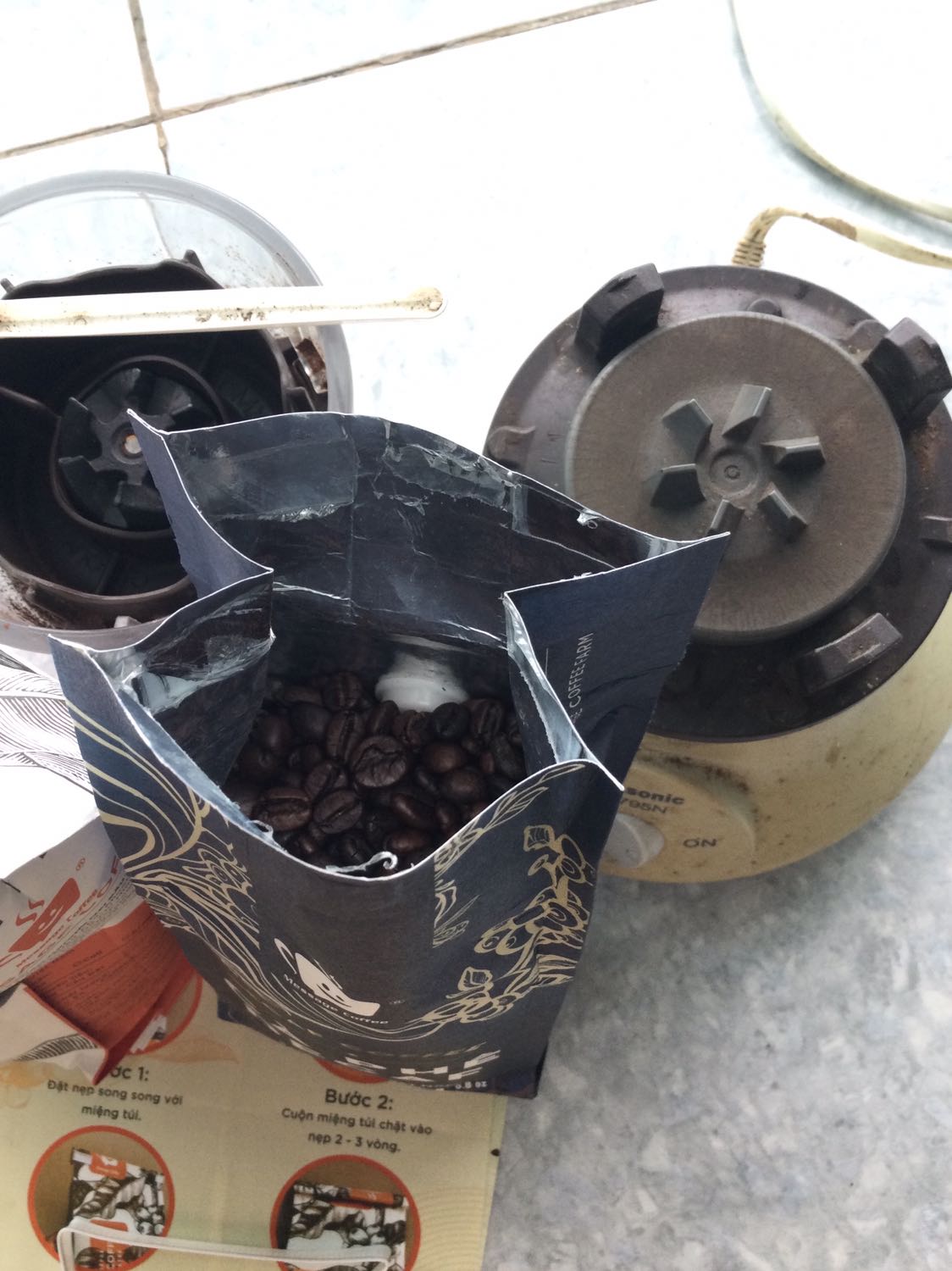 Đóng gói kỹ lưỡng giao hàng nhanh chóng sản phẩm đúng mô tả chất bao bi đẹp