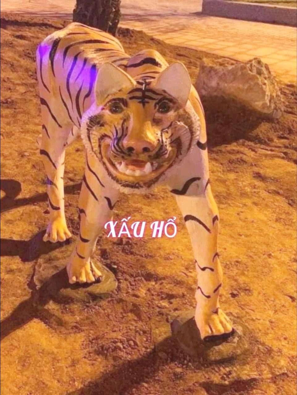 đồ dỏm, mua về chưa sài đã không xay được, không cho đổi hàng, bắt bảo hành . bảo hành thì giam hàng 1 tháng trời . tính ra từ khi mua tới giờ hơn tháng rưỡi mà chưa đụng tới chức năng của máy nữa. bác nào mua sau đã đọc đc bài em thì khuyên các bác bỏ thêm tiền mua philips sài cho xịn. mà cũng đừng mua trên tiki cho khổ