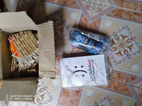 Giao hàng siêu tốc. Vừa đặt hàng lúc 8h hôm thứ 7. 10h30 hôm sau anh shiper đã gọi điện rồi. Hàng OK 👌