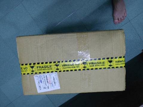 Hàng đẹp đúng với mẫu.giao hàng đúng hẹn.ok.còn chất lượng độ bền chưa biết sài rồi mới đánh giá được cho 5 sao.