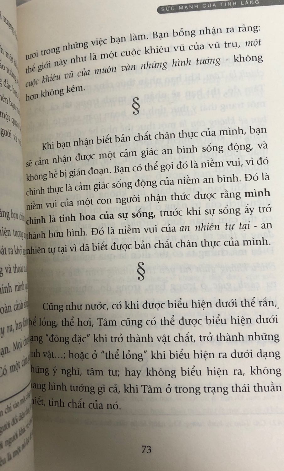 Thế giới quá đỗi ồn ào đã có lúc nào bạn thật sự lắng nghe bản thân chưa? Sức mạnh của ngôn từ làm nên con người của mỗi chúng ta. Nhưng bản nhạc cuộc sống cũng cần có những khoảng lặng nhất định. Đôi khi tĩnh lặng mới chính là sức mạnh giúp bạn làm chủ mọi thứ. Cùng "Sức mạnh của tĩnh lặng" khám phá những khoảng lặng của cuộc sống nhé.