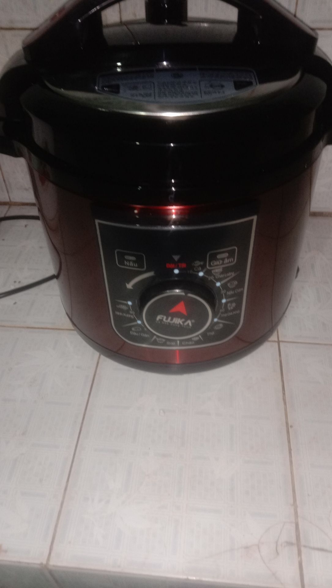 nấu thì ok mà sao nó xì hơi cũng sợ sợ