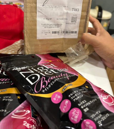 Mua giấm đen được giao trà đêm. 1 sao cho sự thiếu chuyên nghiệp.