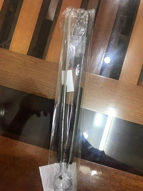 Kẹp tốt, nếu mua bếp nướng thì nên mua thêm kẹp thịt và khò lửa để tiện 1 bộ đi nấu nướng luôn. Shop gói kĩ, đóng hàng chắc chắn, sẽ ủng họ dài,