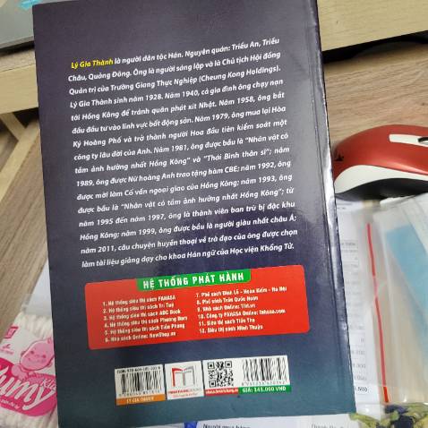 Sách hay, triết lý kinh doanh của ông rất nhân văn và chắc chắn