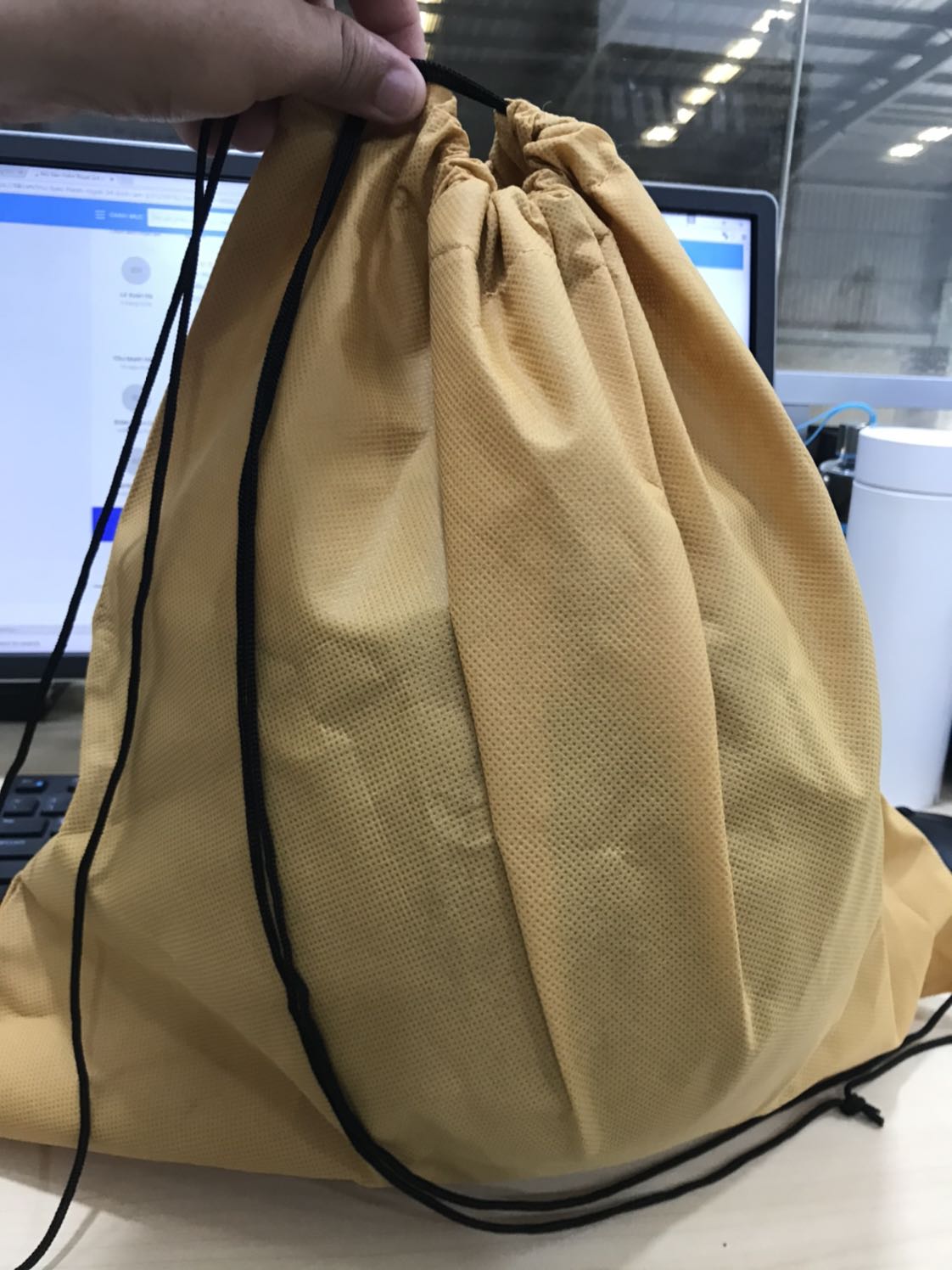 Quá đẹp cho một cuộc tình! Tks TiKi, giao hàng nhanh, đóng gói cẩn thận. Chất lượng để thời gian trả lời