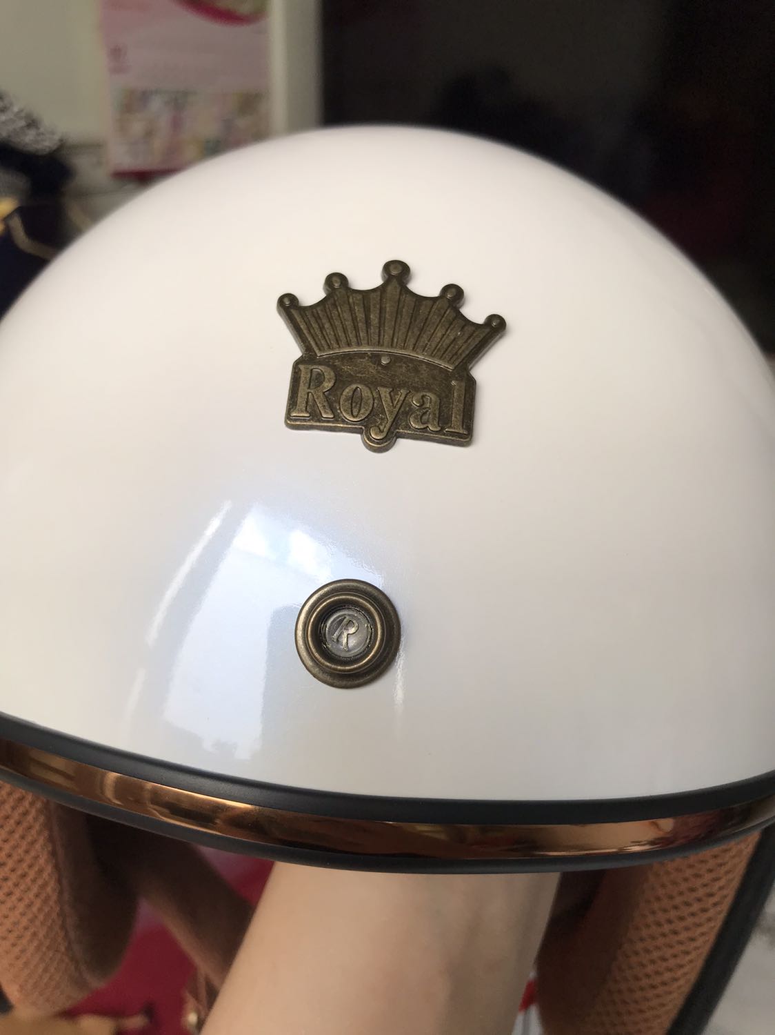 Nón đỉnh lắm nha mọi người, đẹp lắm, có phiếu bảo hành 12 tháng nữa. Nhận được nón hài lòng hơn mong đợi, mua tiki rẻ hơn mua mấy trang web khác. Nên muaaaaa