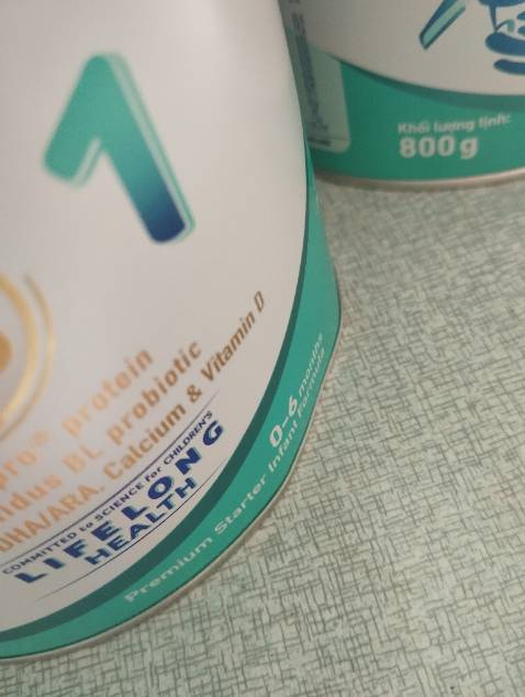 Đặt 3 hộp mà bị móp hết 2 hộp mặc dù mỗi hộp đều đc bọc xốp và thùng khá chắc chắn.
Sữa cho trẻ sơ sinh nên mong nhà bán hàng cẩn thận hơn!