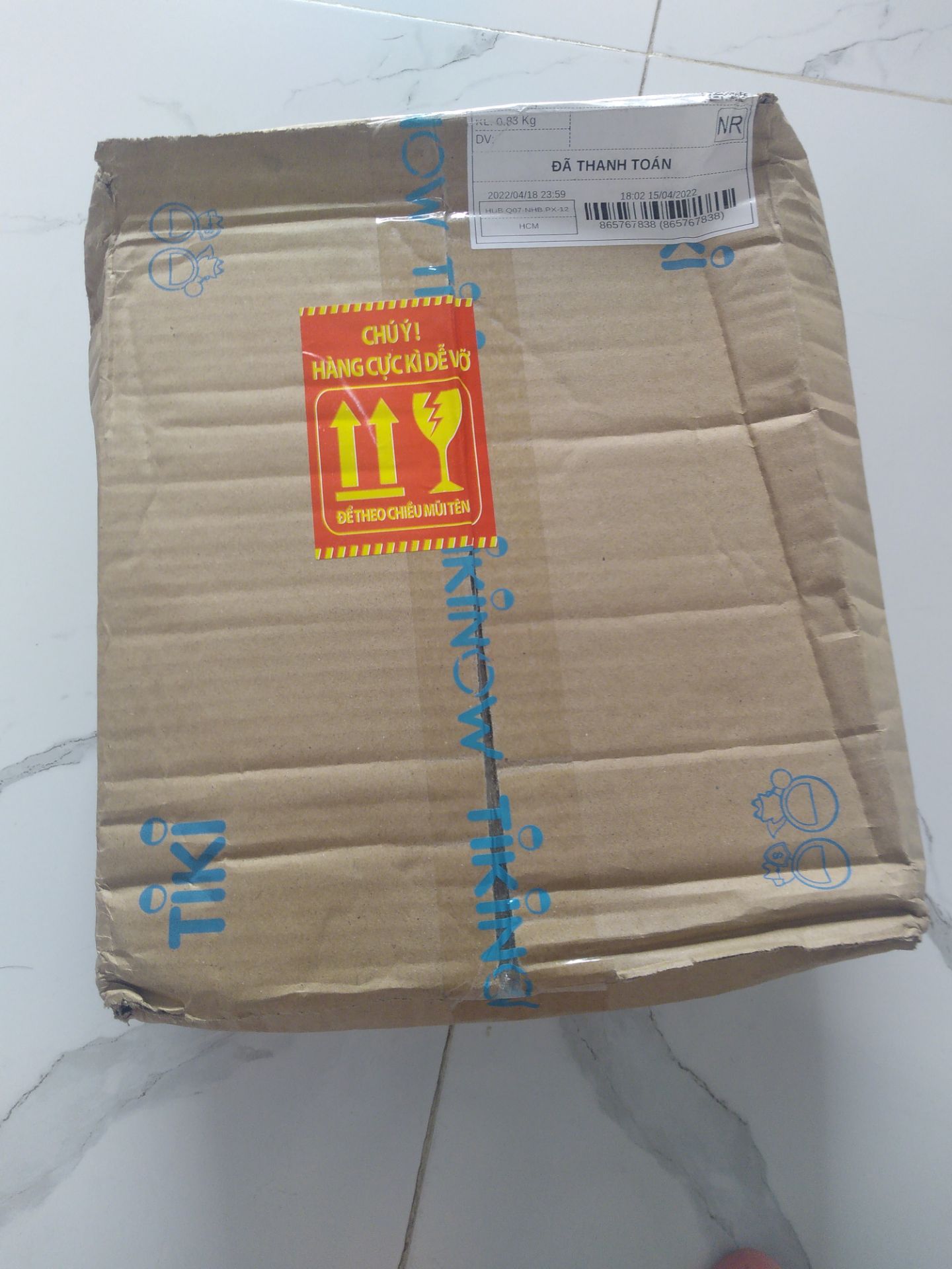 giao lẹ, đóng gói siêu kỹ, mở ra hơi mệt à nha 🤣 cho 5 sao vì dầu hào maggi thì miễn bàn 😍