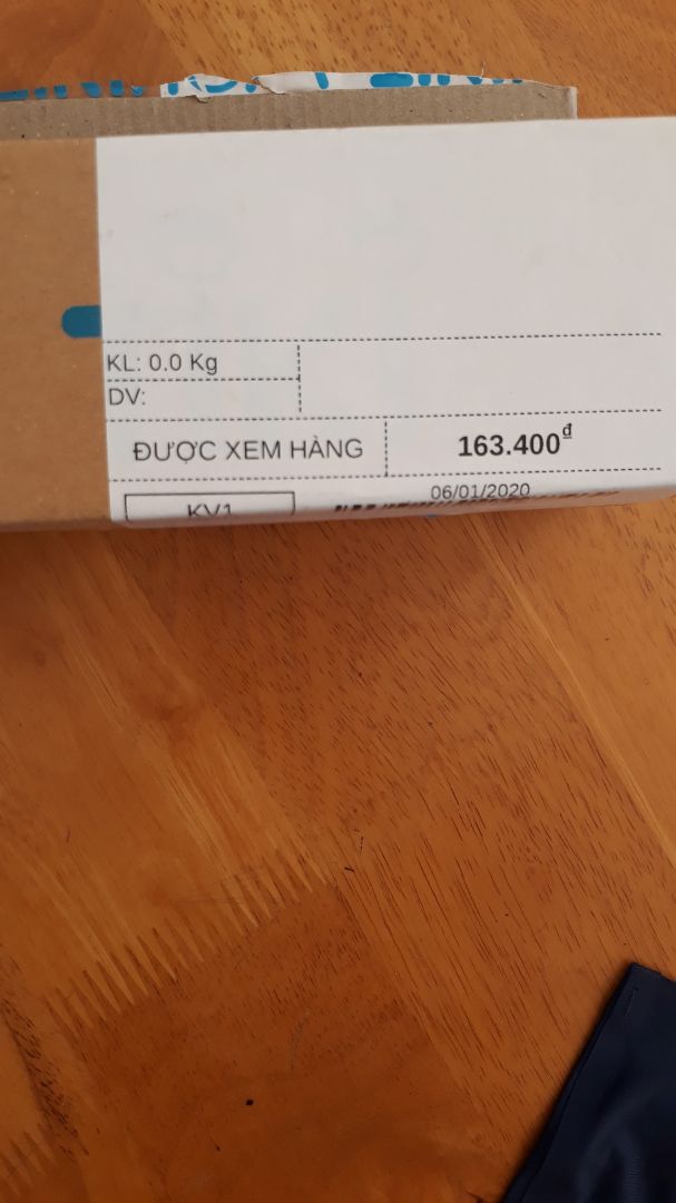 Mình đặt set 10 quần. Tính luôn cả ship 164.000. Shop giao hàng trong đó chỉ 1 quần. 164.000/1 quần. shop làm ăn thế này khác nào *** đảo ạ. Mong shop hay Tiki phản hồi giúp mình. Chứ thế này thì sau này ai dám đặt hàng nữa. Mất hết lòng tin