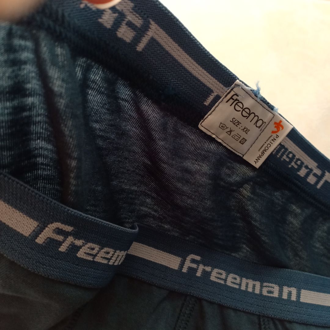 Shop và Tiki giao nhanh, đúng size đã đặt.
Nhưng hàng không chuẩn: Chất liệu mô tả là cotton, thực tế như nilon, mỏng và nóng, kích cỡ nhỏ hơn so với size. Mình không sử dụng được.