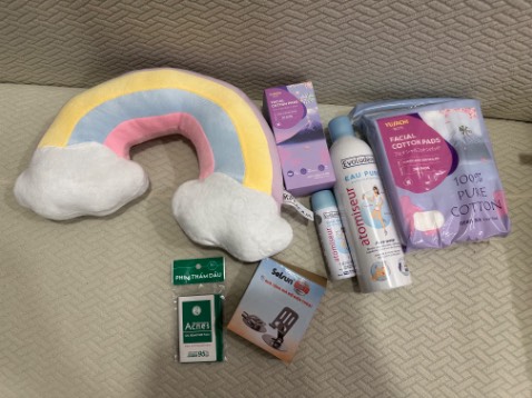 Mua dc deal giá tốt còn kèm quá trời quà tặng