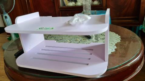 Nên bắt 2 cái bát vào tường chắc hơn 2 cái móc của sản phẩm