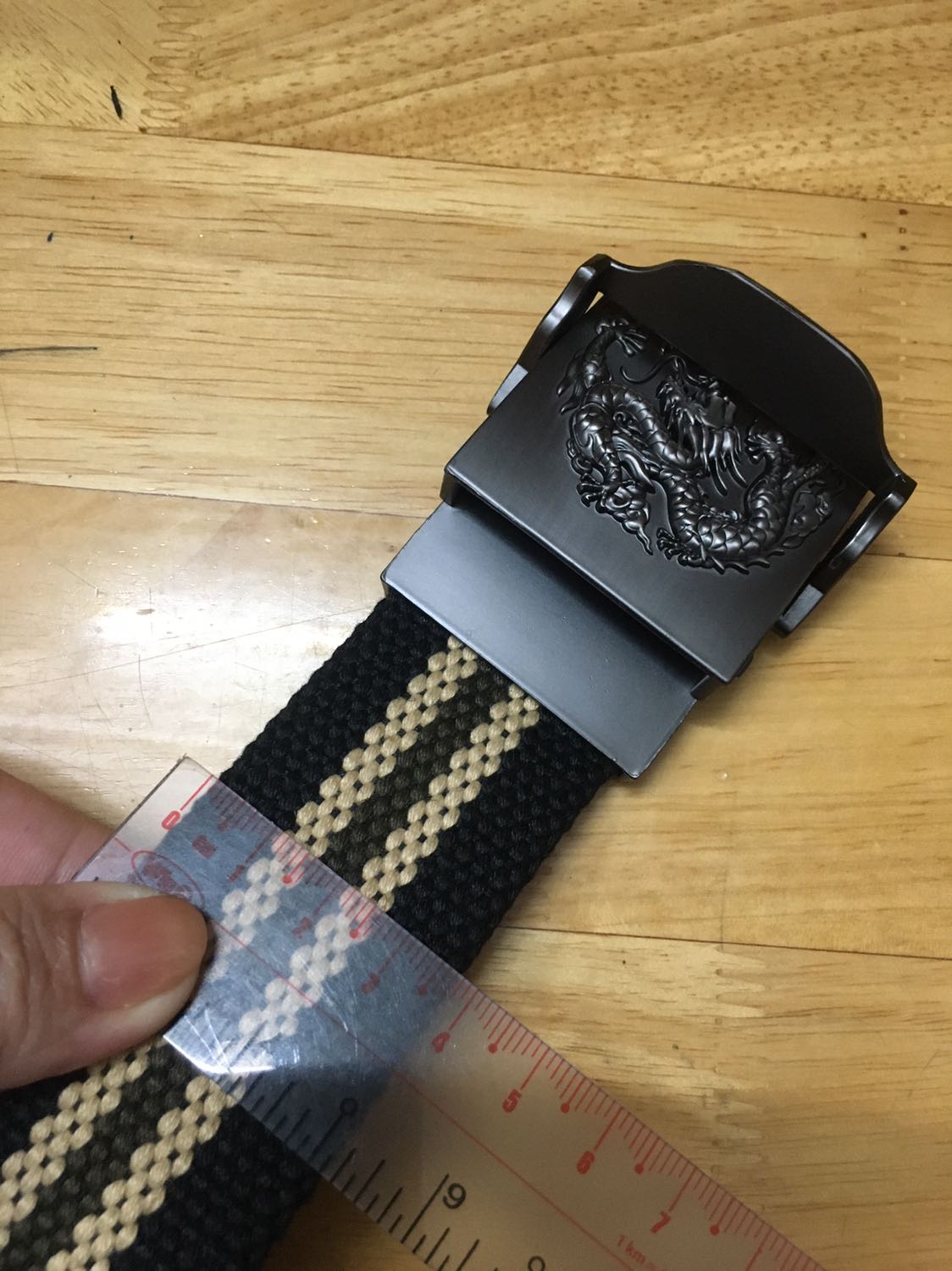 Rất chắc chắn, mặt đẹp. Ok!