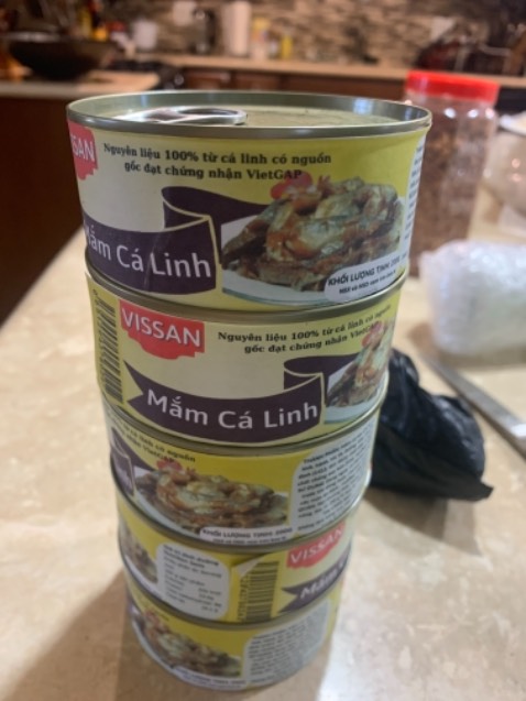 Nhận hàng nhanh ạ. E nhầm tý Nhận hàng nhanh ạ. E nhầm tý