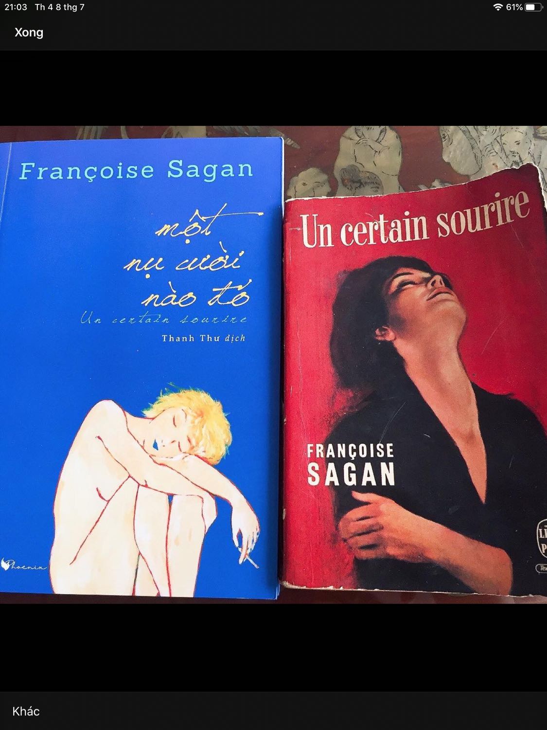 Đóng gói kỹ tuy nhiên giao hành hơi chậm. Quyển màu đỏ là quyển của ông mình để lại bản tiếng Pháp được xuất bản năm 1963, mình rất muốn đọc tuy nhiên trình độ tiếng Pháp của mình vẫn còn kém quá, may mà tìm được bản tiếng Việt, kể ra việc này cũng tuỳ vào duyên số , một đầu sách lâu đời như vậy mà bây giờ mới được xuất bản lần đầu dưới bản dịch tiếng Việt. Xem như mình may mắn khi mua được em nó.