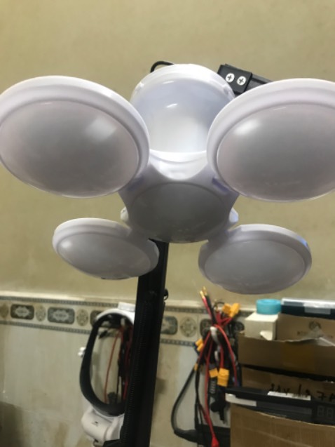 Shop đóng gói cẩn thận và giao hàng nhanh. Sản phẩm đúng mô tả và chất lượng OK. Hài lòng với sản phẩm này!