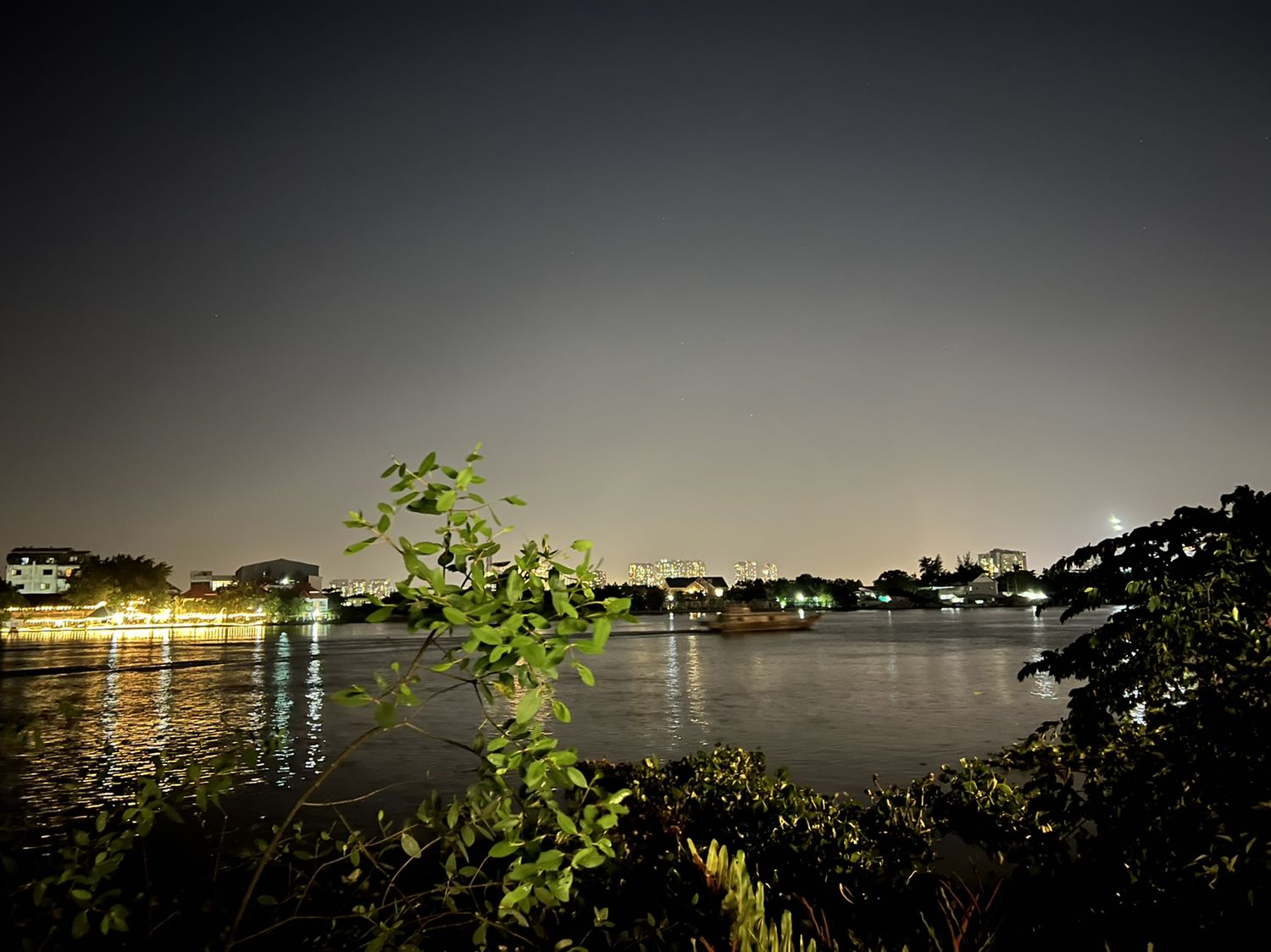 giao hàng nhanh, đóng gói ok. nói chung mua biếu hài lòng á. được ship rẻ nữa chứ. kỳ trước ko mua được nay ..😌☺️😭🥹🥹😭😉😉