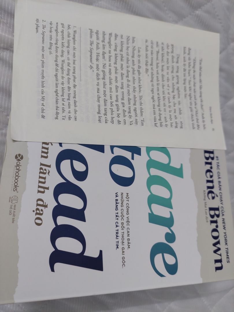 nhiều kiến thức bổ ích, giúp mình hiểu sâu hơn về nguyên nhân gốc rễ của những hành vi cảm xúc xảy ra trong cuộc sống  mà bình thường hầu như mình k để ý đến