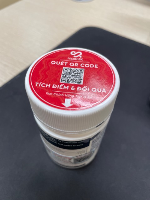 Hàng có vẻ chuẩn với nhiều tên chính hãng, hạn sử dụng còn xa tận 2025. Hàng có vẻ chuẩn với nhiều tên chính hãng, hạn sử dụng còn xa tận 2025.